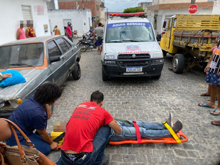 Motociclista é socorrido após passar mal e cair da moto em Conceição do Coité