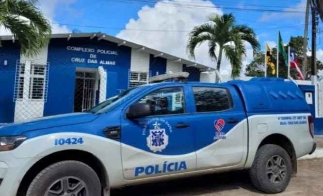 Após briga, filho mata a mãe a facadas e fica com o corpo em casa por três meses