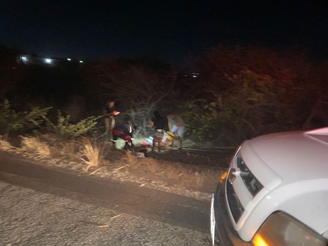 Colisão entre duas motos deixa três feridos na BA-120. Todos com fratura exposta na perna em Conceição do Coité