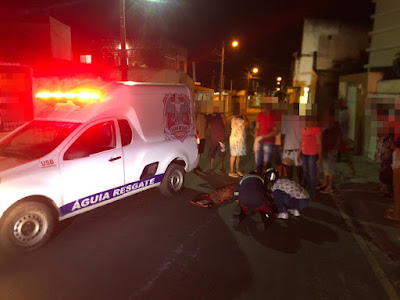 Mulher é socorrida pelo Águia Resgate após acidente de moto em Conceição do Coité