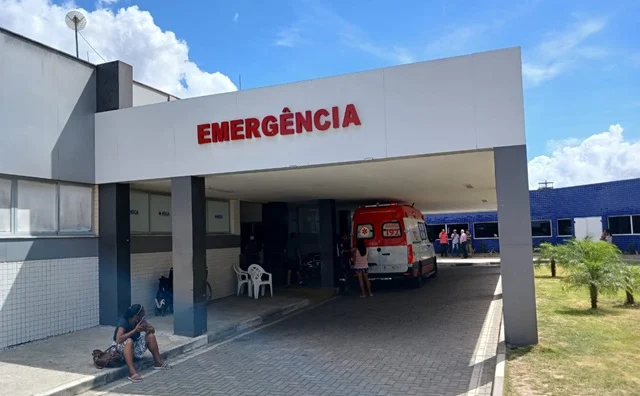 Jovem morre após tentar roubar motorista de aplicativo que é policial militar no bairro Santa Mônica, em Feira de Santana