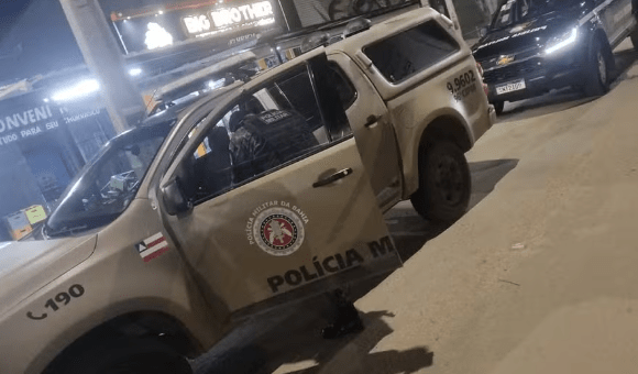 Funcionário de oficina é preso em Petrolina dirigindo viatura da PM da Bahia
