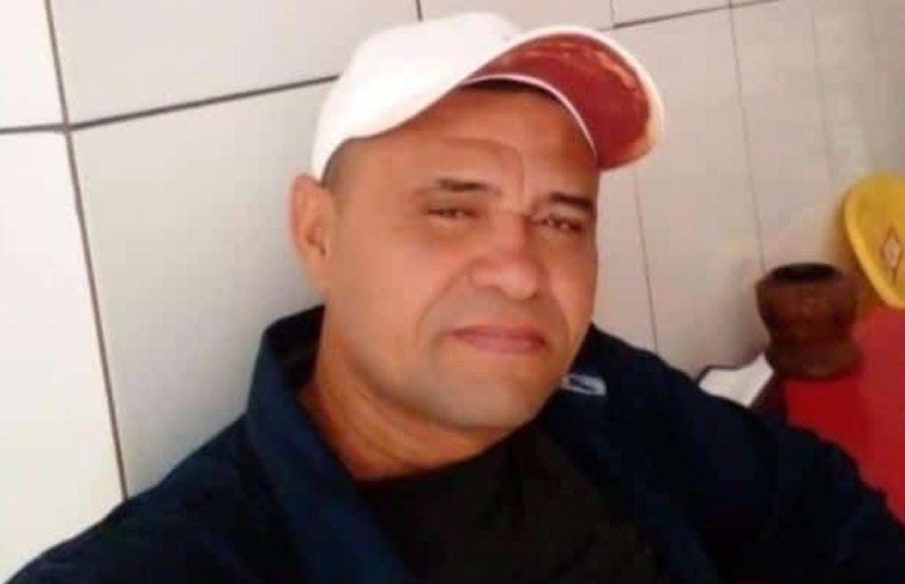 Homem morre ao receber descarga elétrica enquanto trabalhava em colheita de açaí no sul da Bahia