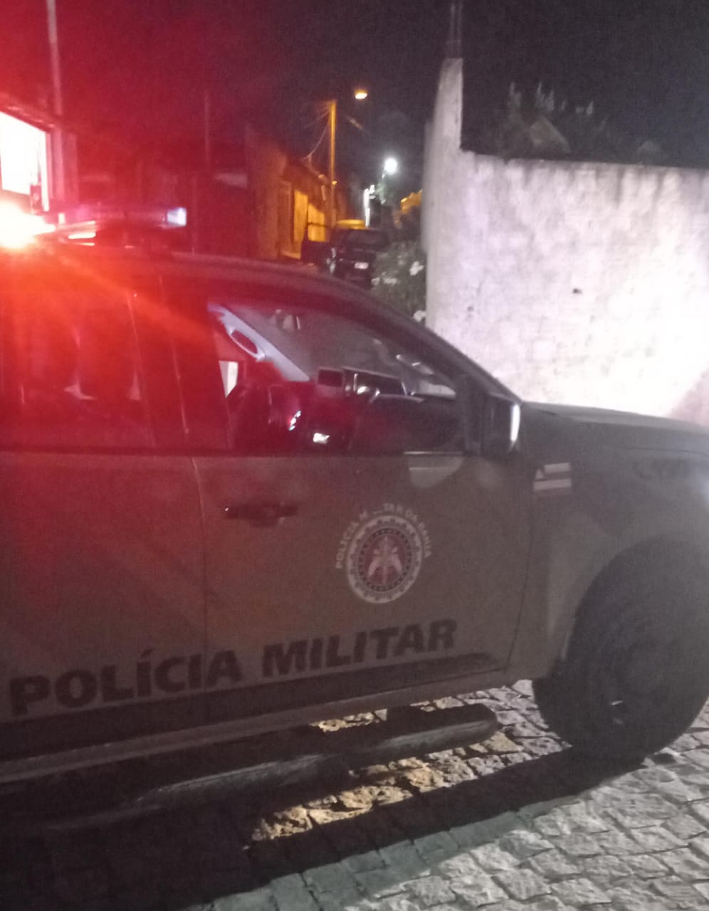 Suspeito de matar mulher a facada acaba de ser preso pela Polícia Militar em Conceição do Coité