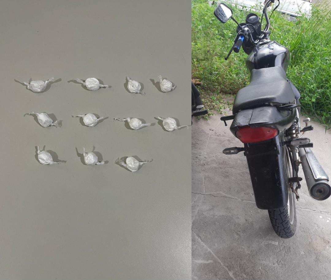 Dupla foge, mas PM consegue apreender droga e moto em Conceição do Coité