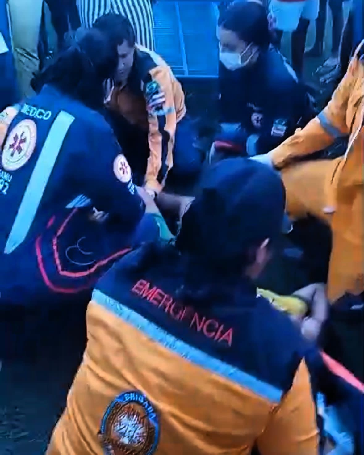 Menino de 11 anos fica ferido após cair de brinquedo de parque em Conceição do Coité