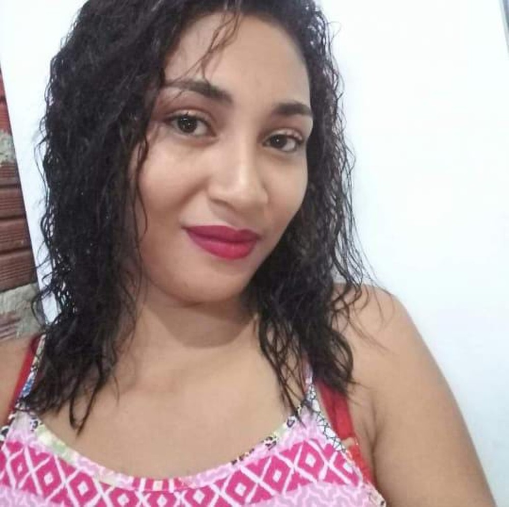 Mulher é perseguida e morta a facadas em Ilhéus. Ex-companheiro foi preso suspeito do crime