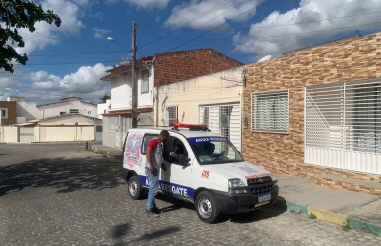 Homem fica ferido após perder controle de motocicleta ao passar no quebra-molas em Conceição do Coité