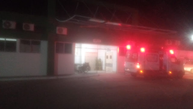 Homem é socorrido com faca cravada no ombro no Bairro do Leader, em Jacobina