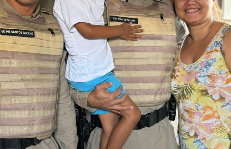 Policiais fazem surpresa de aniversário para menino de 5 anos, em Conceição do Coité