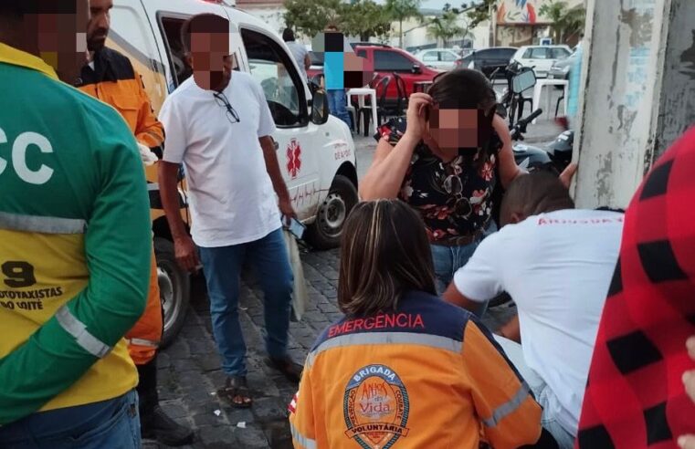 ACIDENTE DE MOTO: Mulher fica ferida após sofrer queda de moto em Conceição do Coité