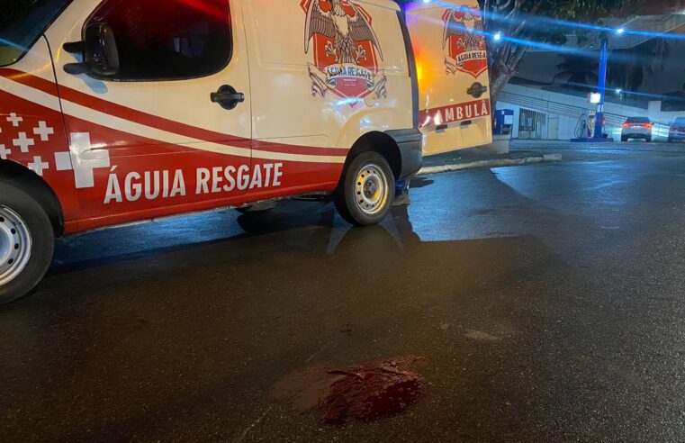 Acidente entre carro e moto deixa motociclista ferido em Conceição do Coité