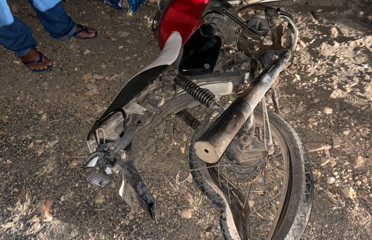 Colisão traseira, deixa motociclista ferido na BA-120, em Conceição do Coité