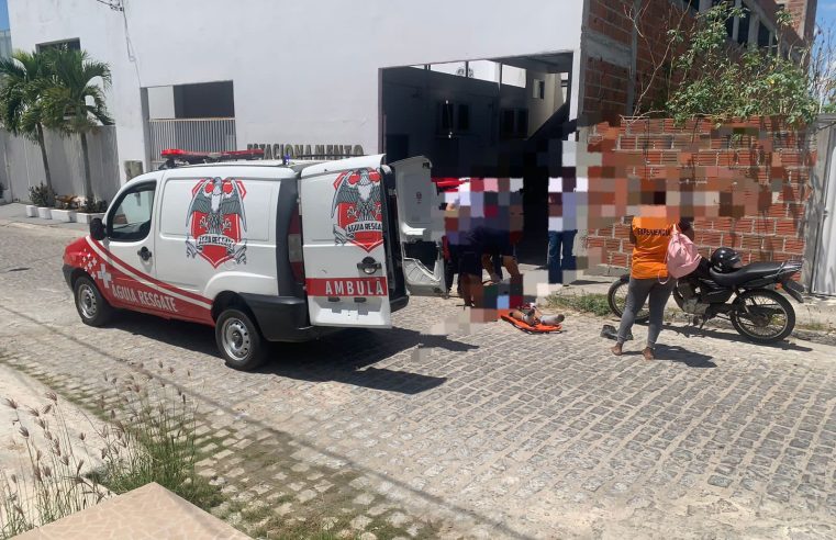 Homem e mulher ficam feridos após sofrer acidente de moto em Conceição do Coité