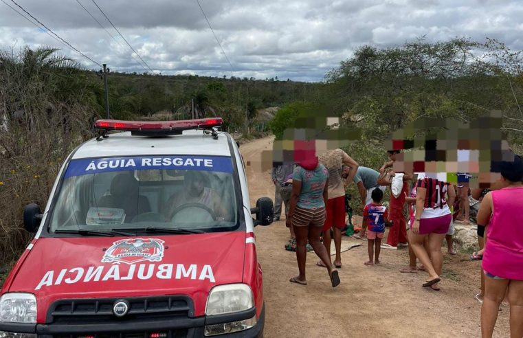 Mulher fica ferida em acidente de moto na zona rural de Conceição do Coité