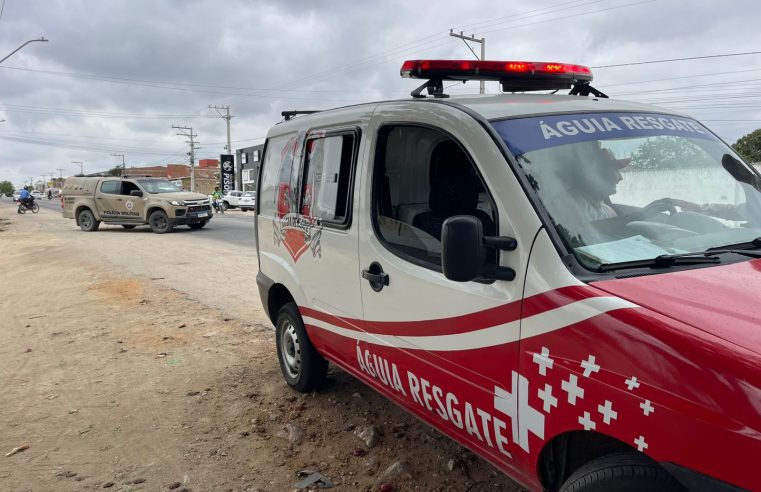 Mulher fica ferida em acidente de moto na BA-120, entre Conceição do Coité