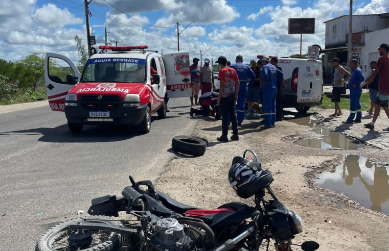 Acidente entre carro e moto deixa homem ferido em Conceição do Coité; moradores pedem providências