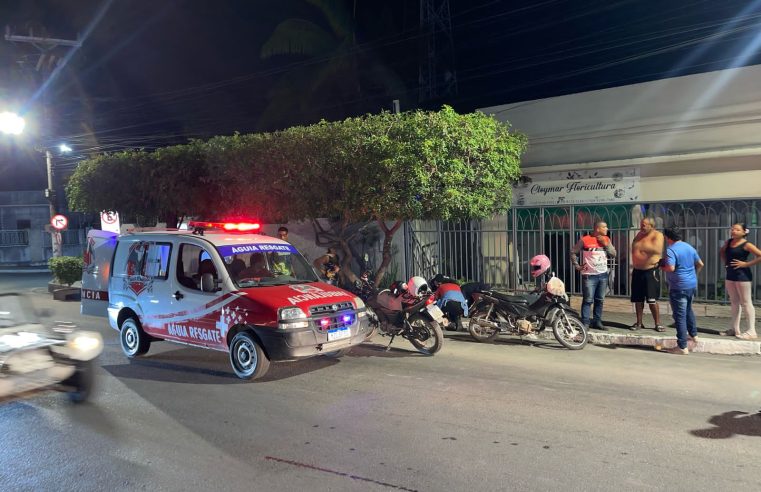 Motociclista de 34 anos sofre fraturas após atropelar cachorro e cair em Conceição do Coité; vítima é socorrida pela equipe do Águia Resgate
