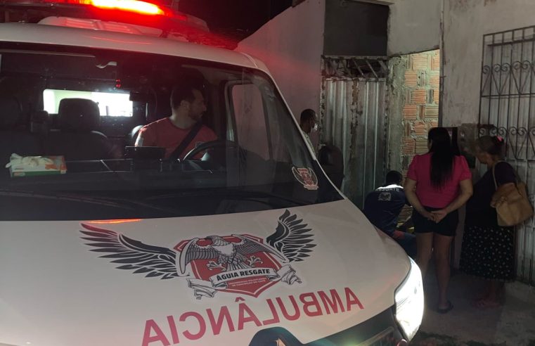 Mulher cai de escada e fica ferida no bairro Açudinho, em Conceição do Coité