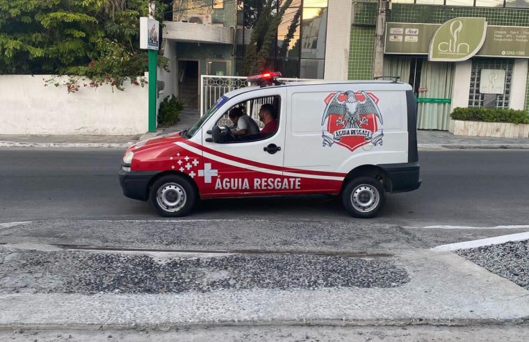 Mulher sofre queda e fica ferida após freio de moto travar ao passar por quebra-mola em Conceição do Coité