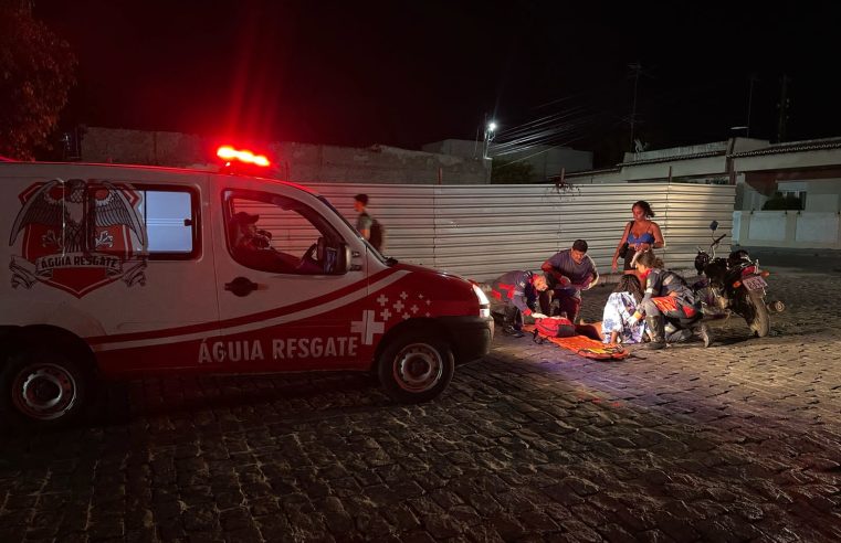 Duas mulheres ficam feridas após acidente de moto próximo ao Correios em Conceição do Coité