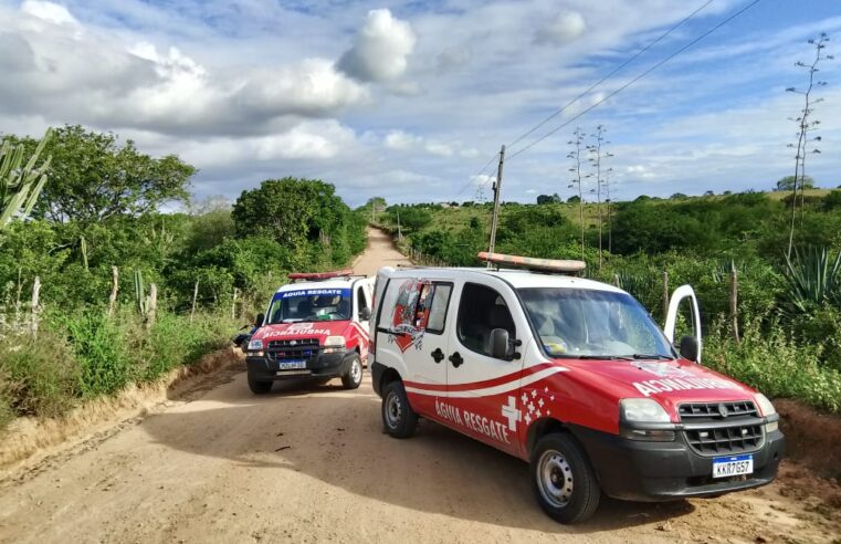 Dois jovens ficam feridos após caírem da garupa de motocicletas em estrada vicinal do povoado de Goiabeira, zona rural de Conceição do Coité