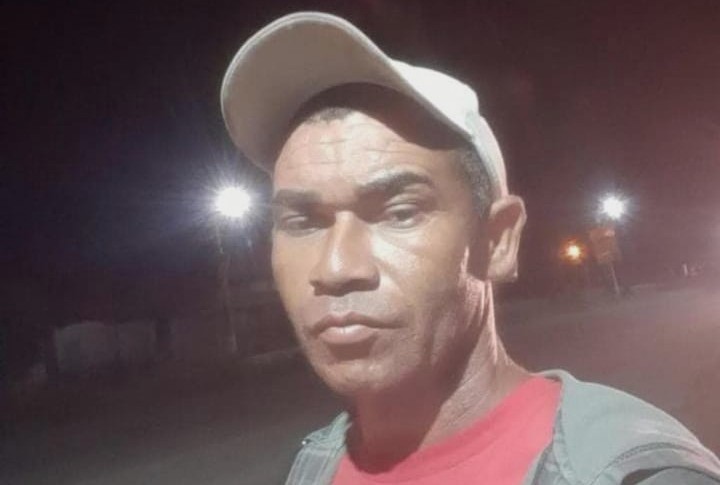 Homem morre após ser esfaqueado no pescoço em povoado de Riachão do Jacuípe; o principal suspeito é o primo