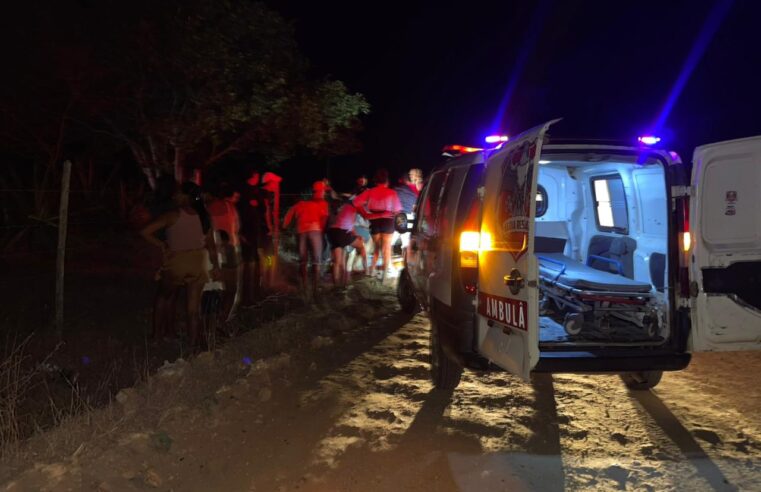 Mais um acidente é registrado na zona rural de Coité; motociclista colide contra jegue e cai em valeta