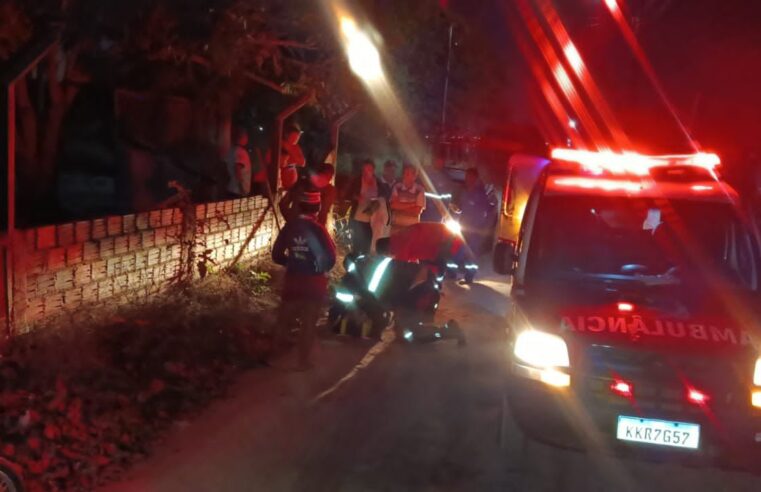Motociclista fica ferido e sofre suspeita de fratura após colidir a moto contra um muro na zona rural de Conceição do Coité