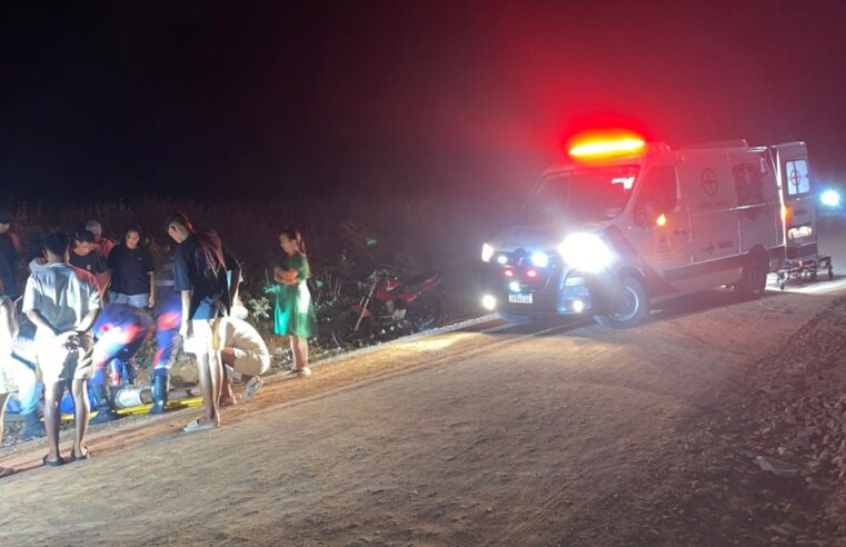 Coité — Colisão entre duas motocicletas deixa dois homens feridos na entrada do distrito de Aroeira; uma das vítimas é socorrida pelo Águia Resgate