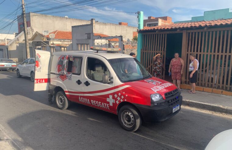 Batida entre carro e motocicleta deixa duas pessoas feridas em Conceição do Coité; adolescente foi socorrida pelo Águia Resgate