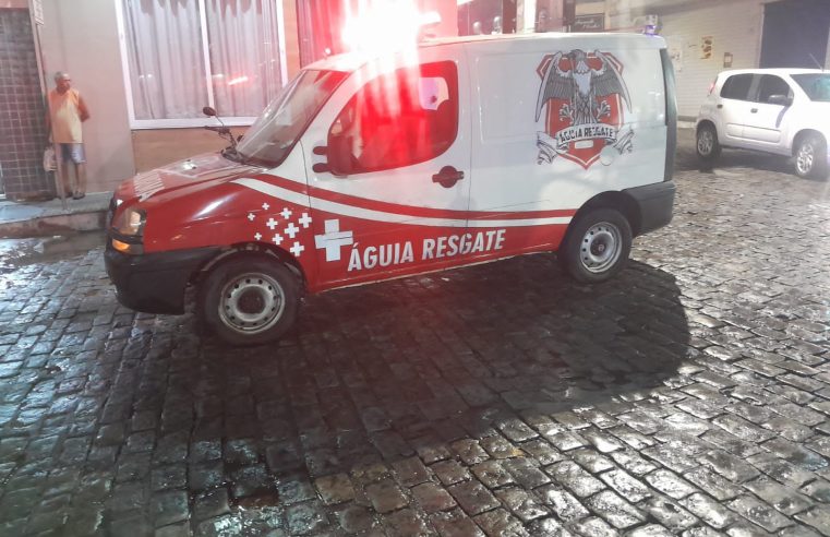 Coité — Motociclista fica ferido em acidente de moto a caminho da igreja no centro da cidade