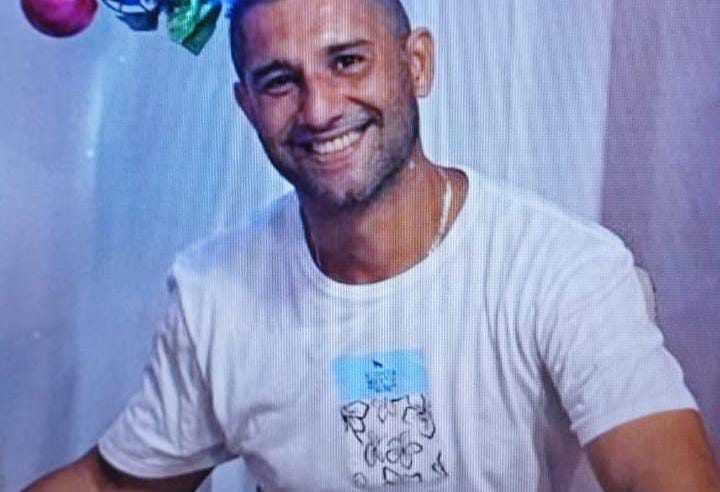 Sargento da PM é morto a tiros ao tentar impedir roubo em fazenda na zona rural de Santaluz; suspeito morre em confronto