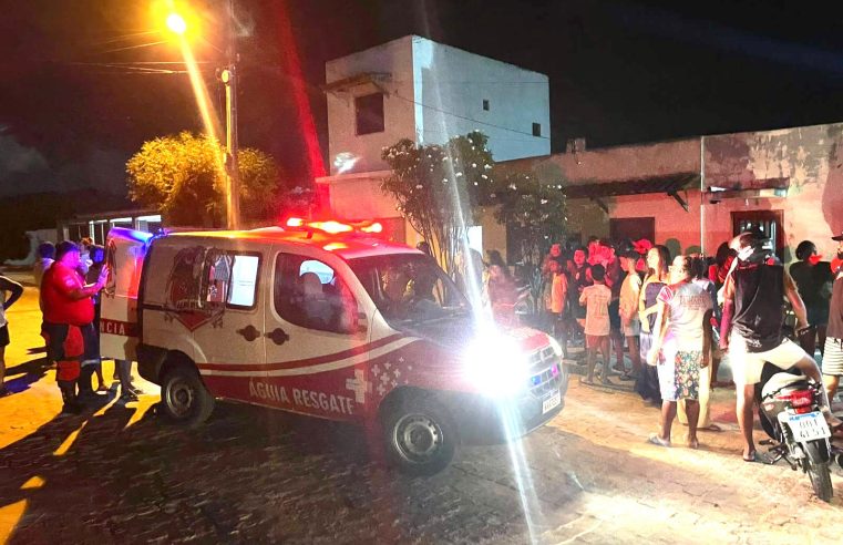 Acidente entre carro e moto deixa adolescente ferido e com fratura na zona rural de Coité