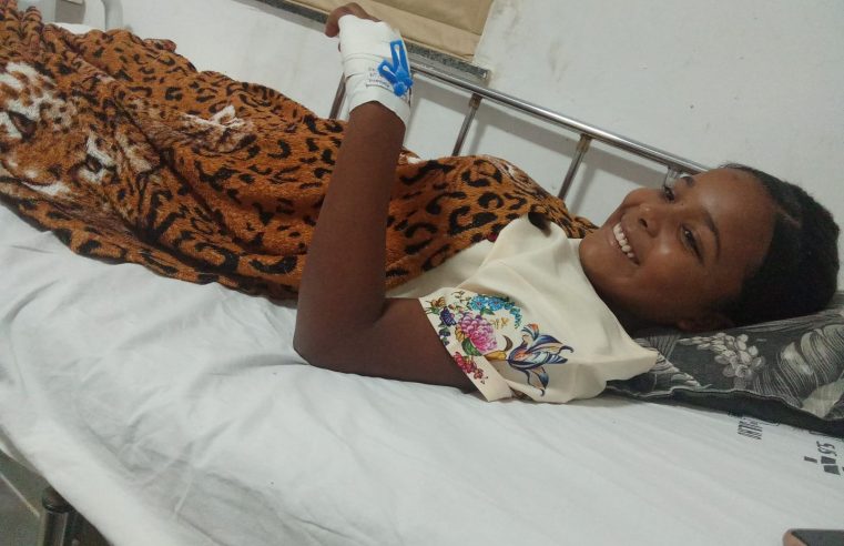 Após dias de espera, adolescente de Coité internada na UMI consegue regulação para Salvador após campanha nas redes sociais