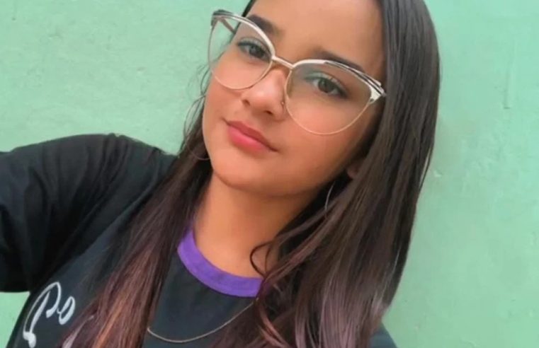 Mãe tenta reanimar filha de 16 anos que morreu após sofrer descarga elétrica causada por chapinha na Bahia