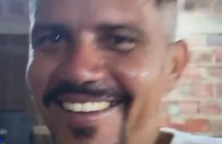Motociclista morre após grave acidente em distrito de Conceição do Coité; vídeo mostra vítima se divertindo com amigos em bar antes da tragédia