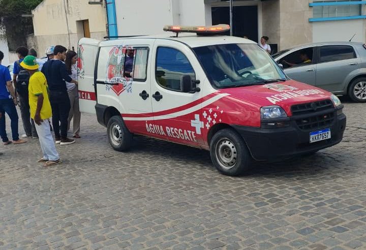 Gestante fica ferida após colisão entre motos em Conceição do Coité