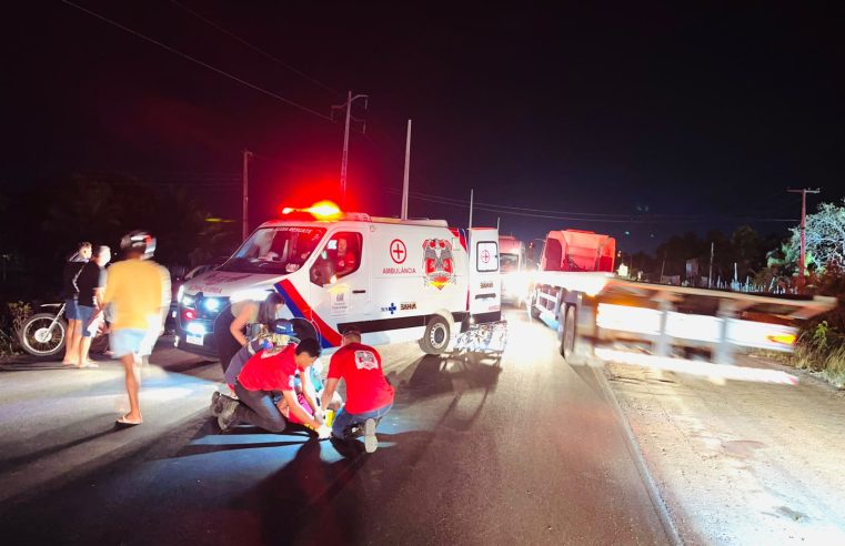 Homem fica ferido após sofrer acidente de moto ao passar por quebra-mola na BA-120, em Conceição do Coité